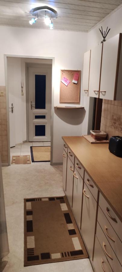 2-Room Appartment Near Westbahnhof 维也纳 外观 照片